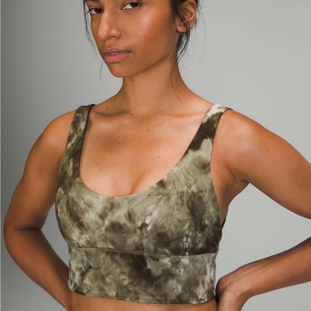 LULULEMON align bra in green diamond dye size 8 REVERSIBLE
